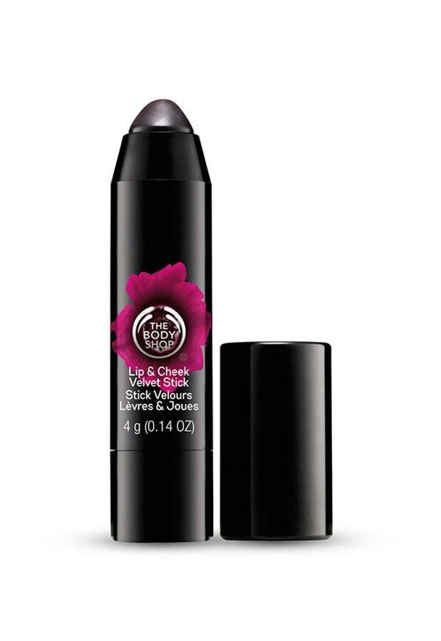 Barras de labios en formato lápiz: Stick Velvet Poppy Universal de The Body Shop