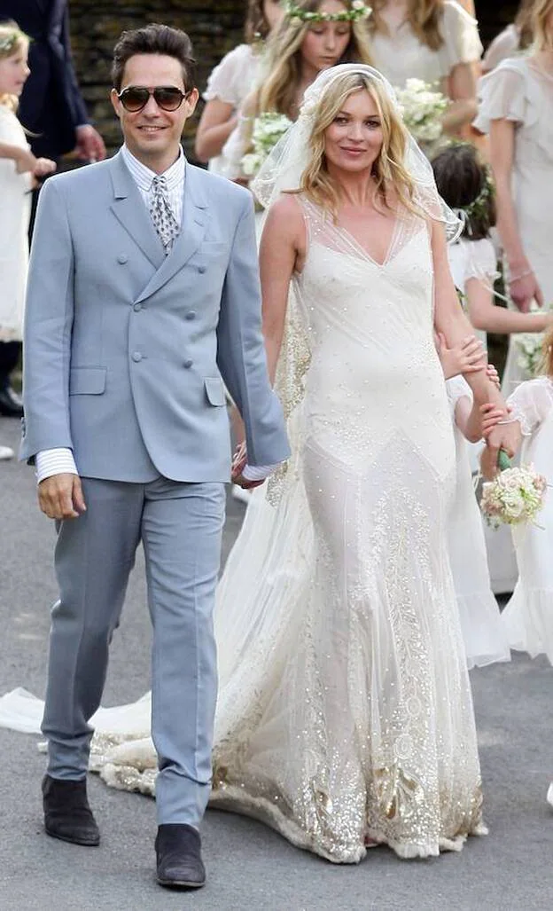 Kate Moss y Jamie Hince, el día de su boda/GTRES