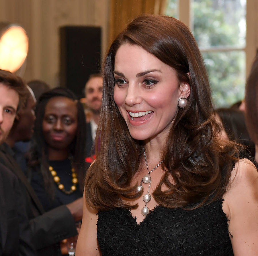 Los looks de Kate Middleton en París: complementos en clave maxi