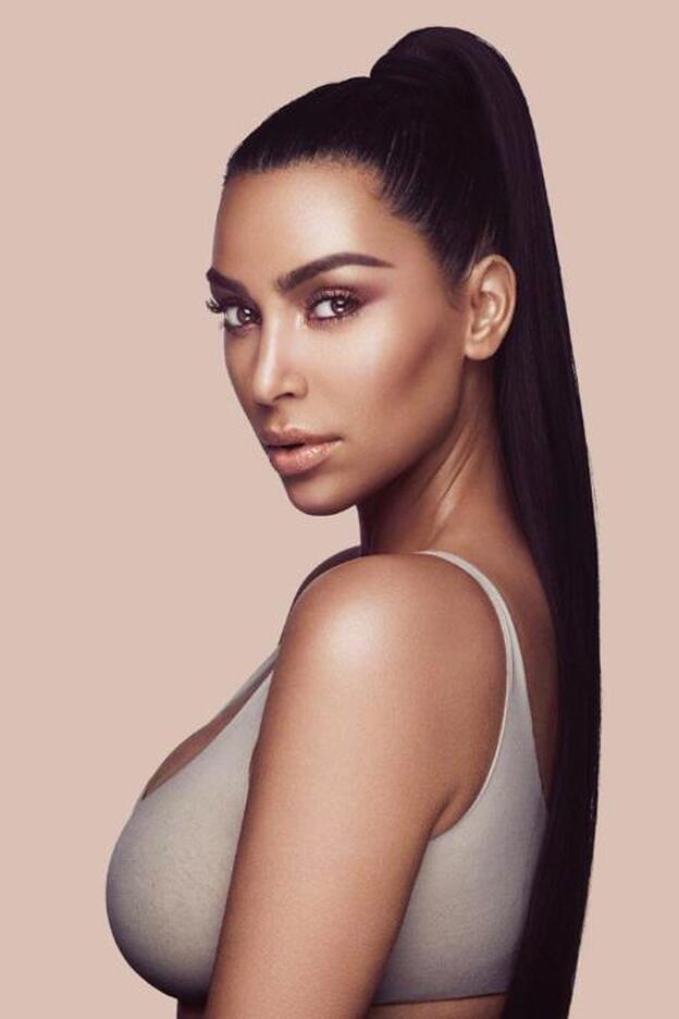 Kim Kardashian, en la imagen promocional "blanqueada"./TWITTER