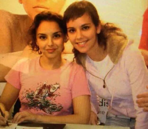 Chenoa junto a Cristina Pedroche en ua imagen de hace años que se ha difundido en las redes./instagram.