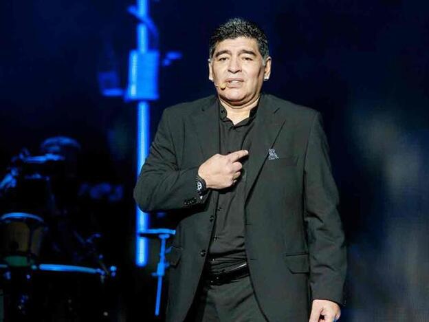 Maradona se solidariza con la víctima de su cuñado y estudia prestarle su equipo legal./cordon press.