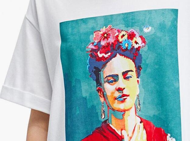 Stradivarius causa furor con su última colección de camisetas inspiradas en Frida Kahlo./sTRADIVARIUS.
