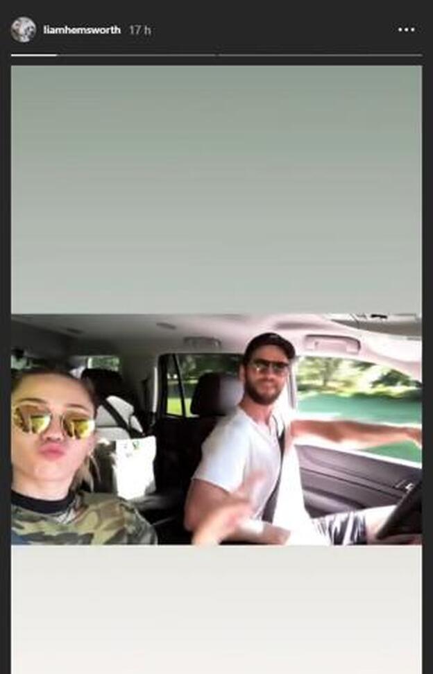 Miley Cyrus y Liam Hemsworth en un vídeo en Instagram.