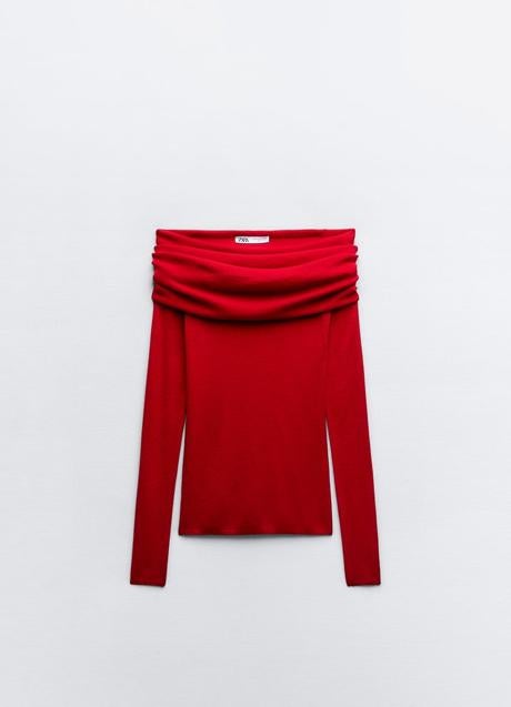 Jersey rojo de Zara (27,99 euros)