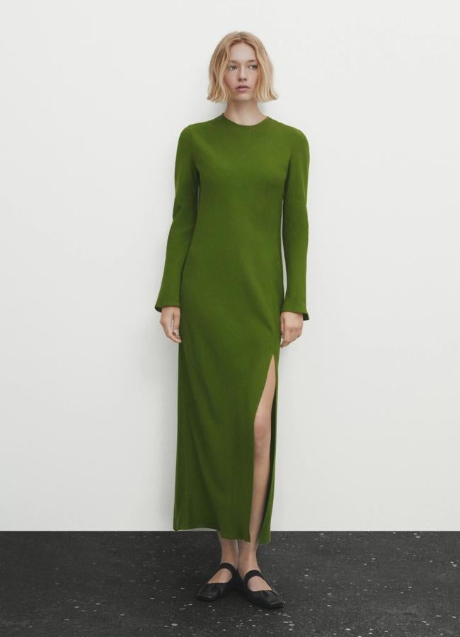 Vestido verde de Massimo Dutti, 59,95 euros..