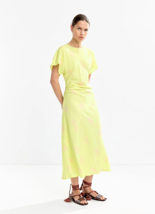 Entertainment news Celebrity gossip Movie and TV show updates Latest celebrity news Trending entertainment stories Vestido midi multicolor de Parfois.
