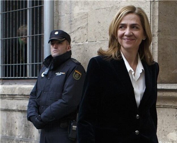 La Infanta Cristina, en una de sus comparecencias judiciales./CORDON PRESS