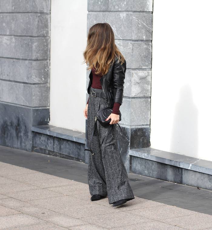 Look de Laetitias Comptoir con pantalón de espiga