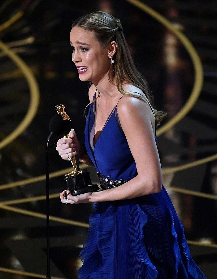 Brie Larson, al borde de la lágrima tras ganar el Premio Oscar