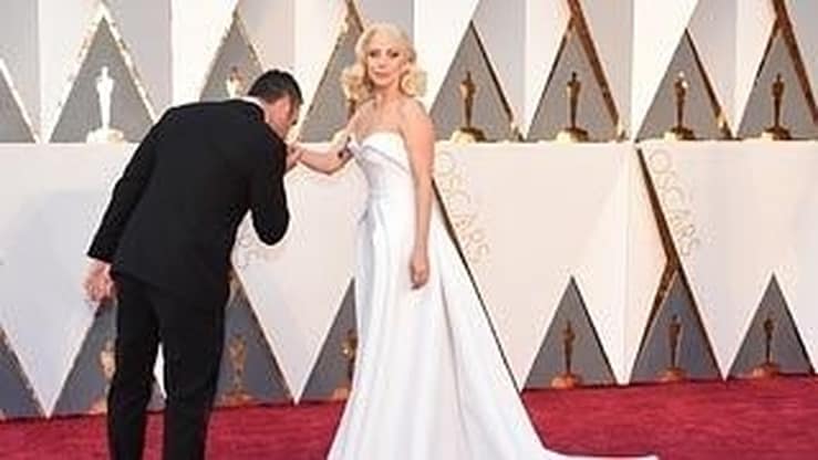 Premios Oscar 2016: Lagy Gaga saca su lado más tierno