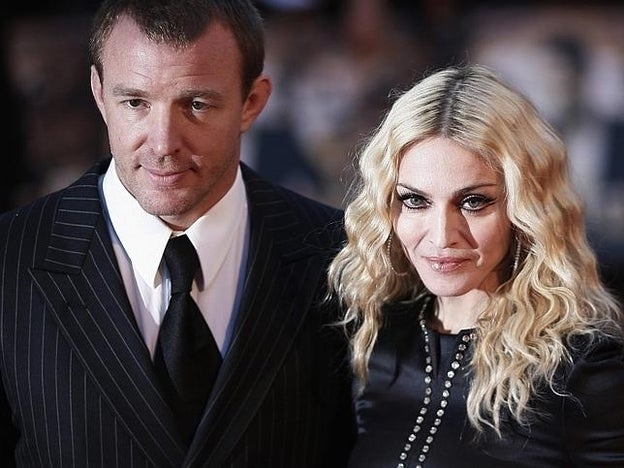 Madonna y Guy Ritchie continúan en su guerra por la custodia de su hijo./cordon press.