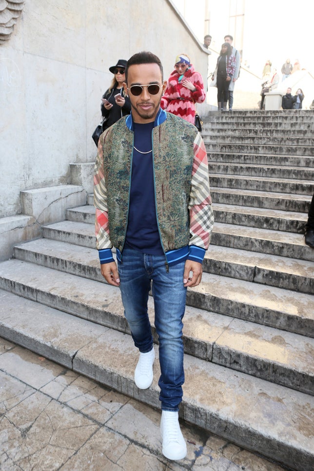 Lewis Hamilton en el desfile de Vivienne Westwood en París