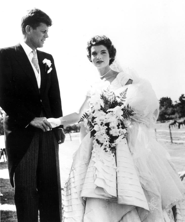 John Kennedy y Jacqueline Kennedy el día de su boda