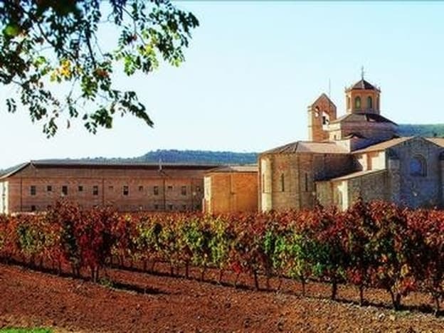 El Monasterio de Valbuena está en plena ribera del río Duero.