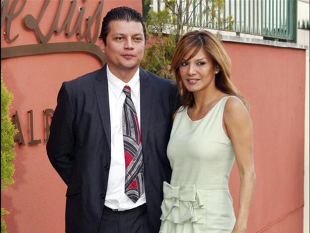 Yvonne Reyes en una imagen junto a su hermano David Fernando./Gtres.