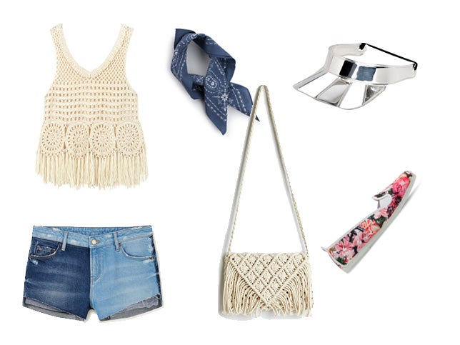 Look para ir de festival con shorts en dos colores