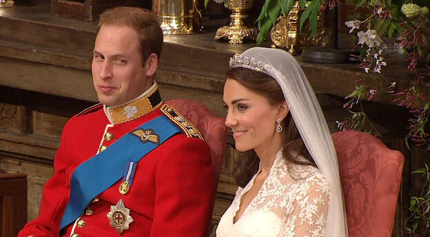 Guillermo de Inglaterra y Kate Middleton el día de su boda./Gtres