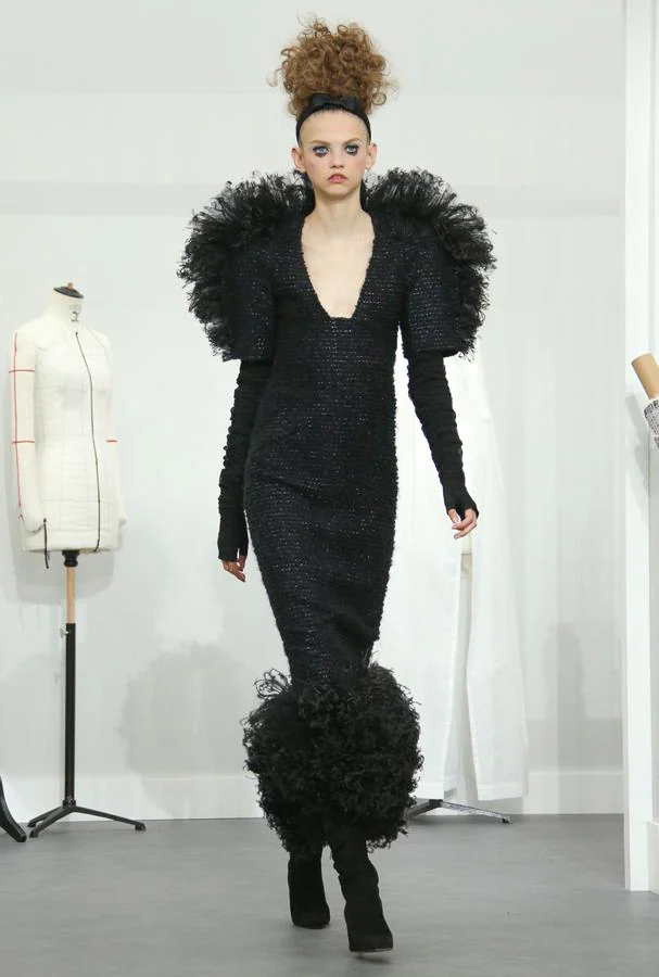 Vestido negro de Alta Costura, de Chanel
