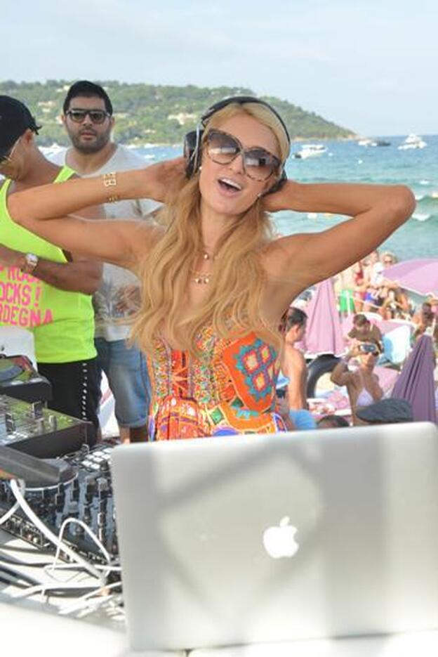 Paris Hilton, de fiesta en Saint Tropez