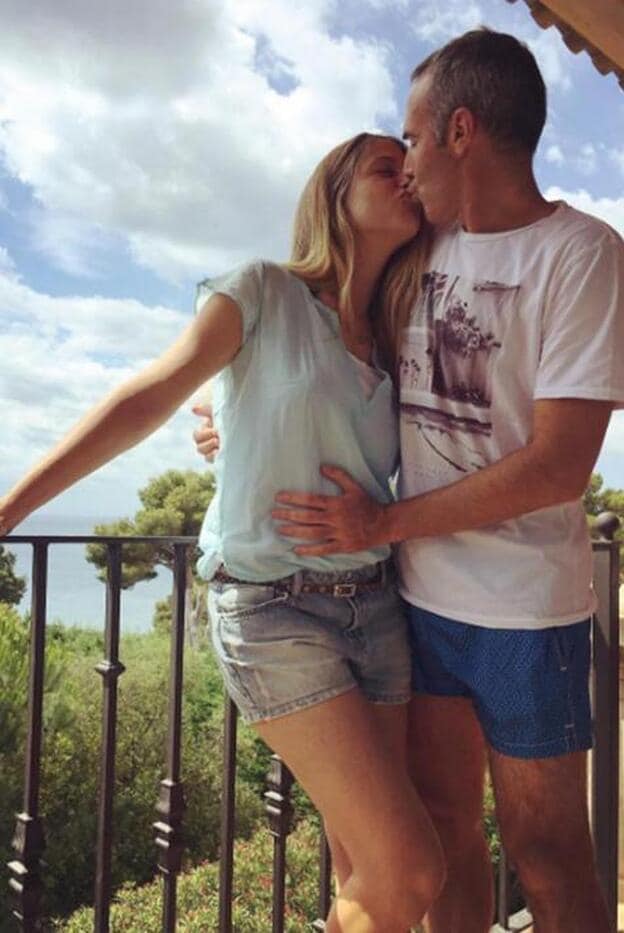 Martina Klein y Alex Corretja esperan su primer hijo en común