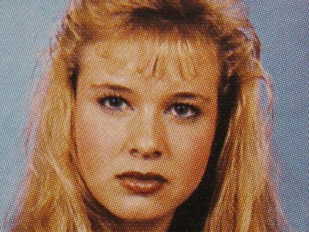 Renée Zellweger, en una foto de anuario de los años 80.