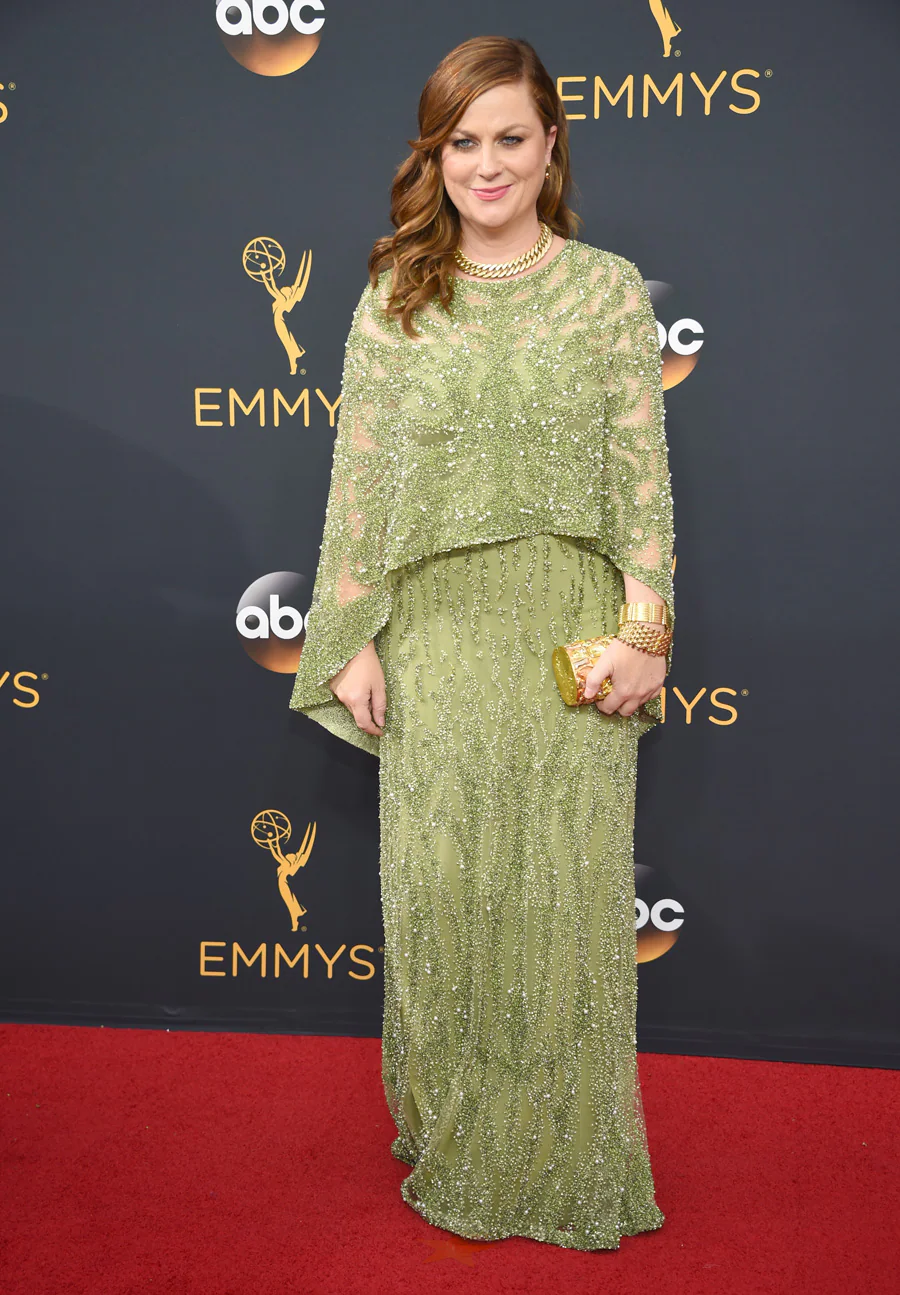 Amy Poehler en los Emmy 2016