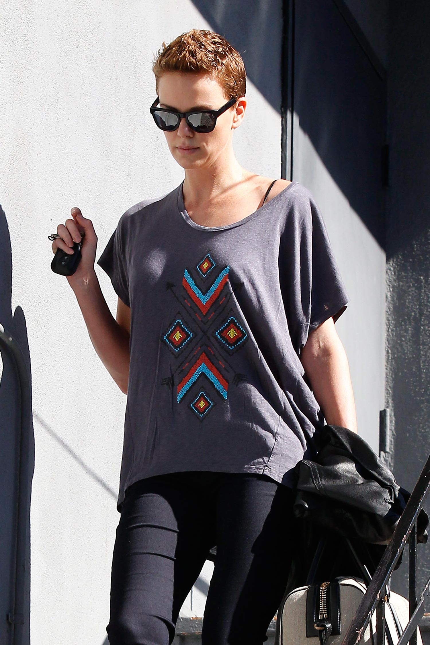 El look de Charlize Theron en enero de 2013