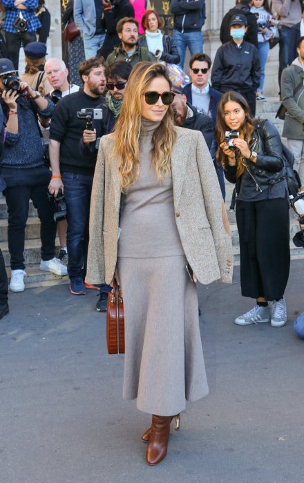 Miroslava Duma en el desfile de Stella McCartney en la Semana de la Moda de París