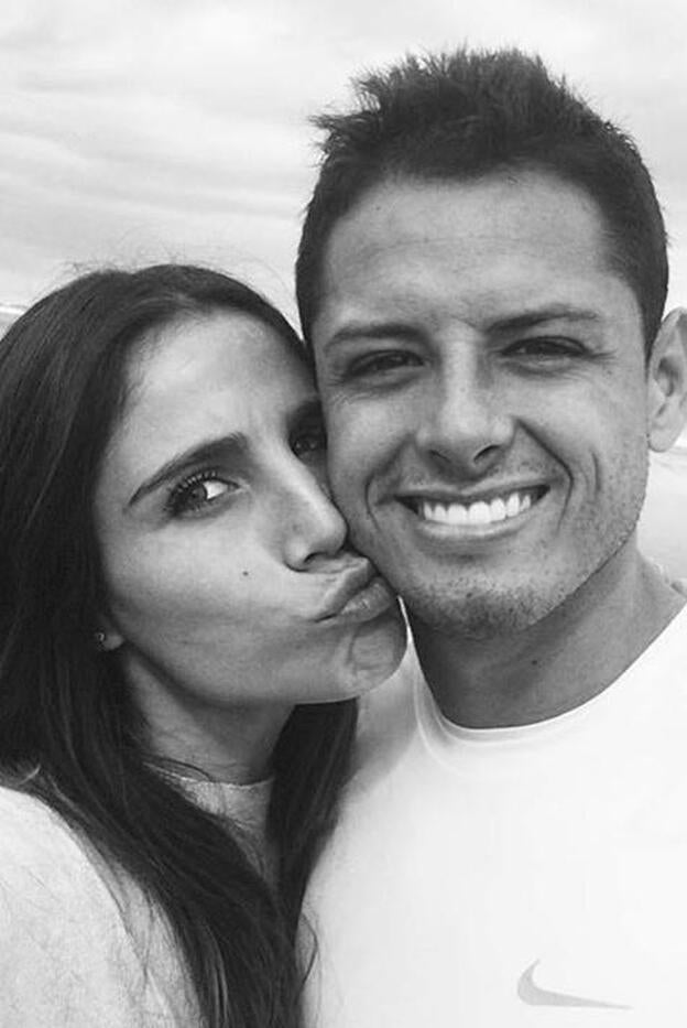 Lucía Villalón y Chicharito Hernández en una imagen reciente en las redes./instagram.