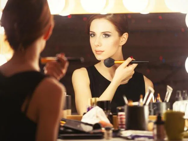 Cómo retocar tu maquillaje sin arruinarlo | Mujer Hoy