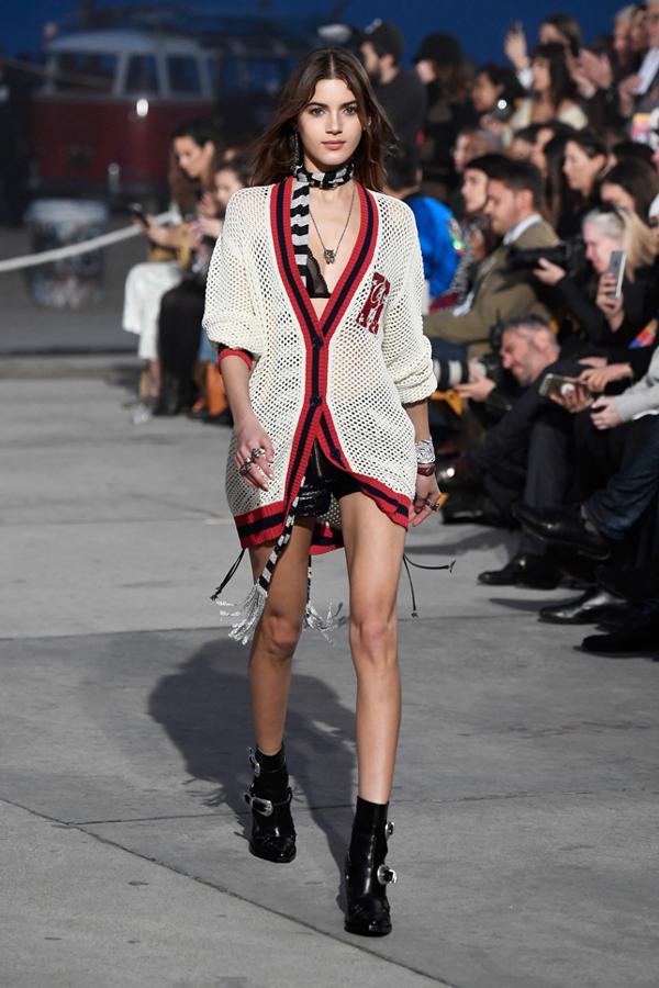 Nuestros looks favoritos del desfile de Tommy Hilfiger