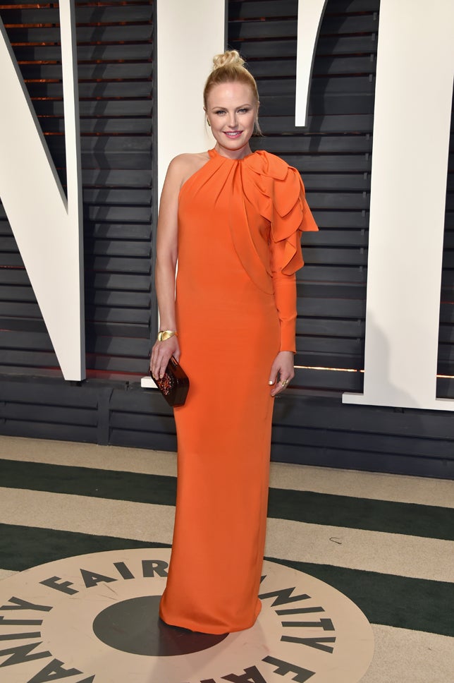 Oscars 2017: el vestido de Malina Kerman en la fiesta Vanity Fair