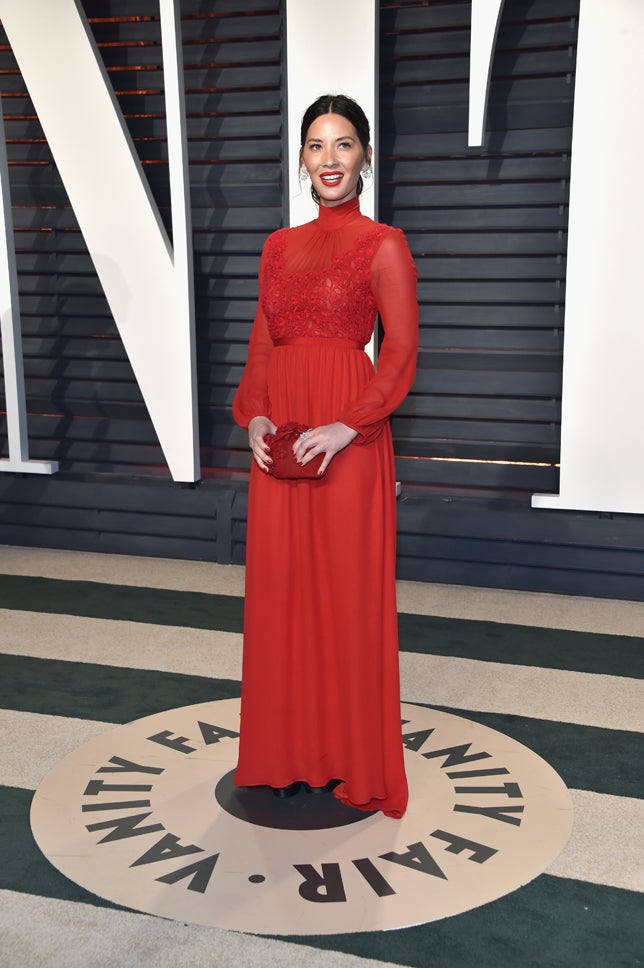 Oscars 2017: el vestido de Olivia Munn en la fiesta Vanity Fair