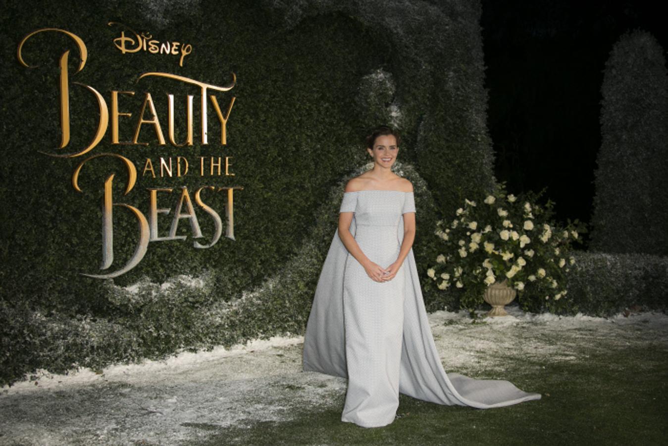 El estilo de Emma Watson en 'La Bella y la Bestia': en Londres