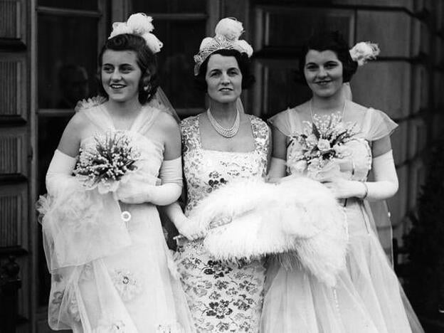 Rose Kennedy (centro), con sus hijas Rosemary Kennedy (derecha) y Katheleen Kennedy (izquierda)./GETTY