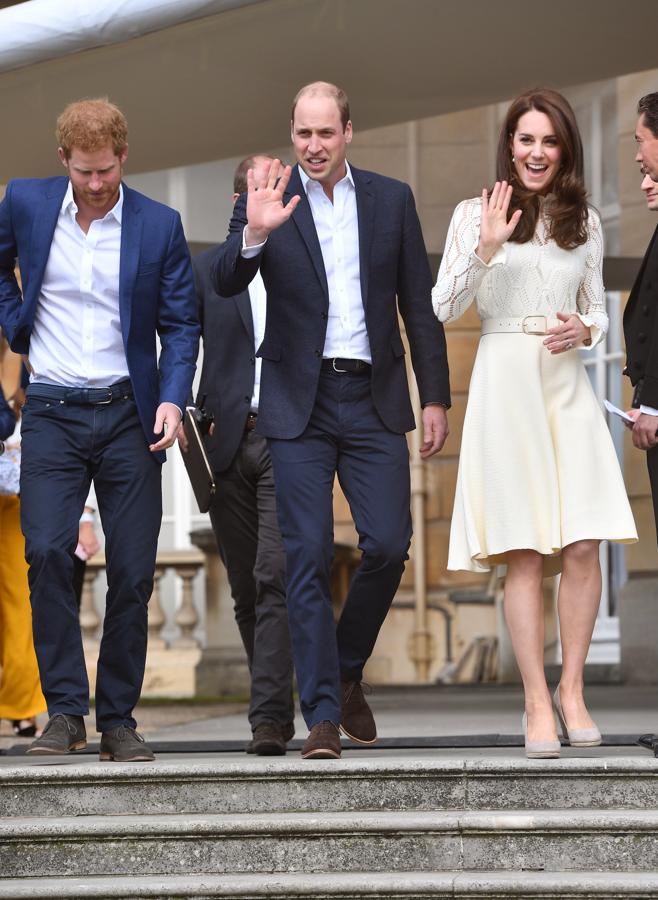 Los Duques de Cambridge y el Príncipe Harry de Inglaterra