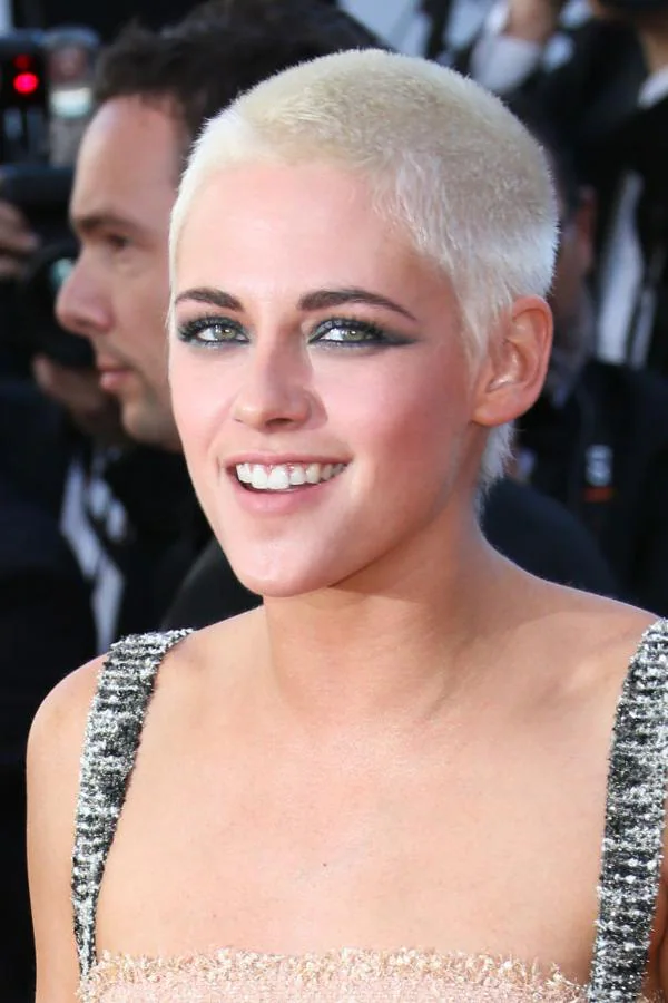 Peinados y maquillajes de Cannes 2017: Kristen Stewart