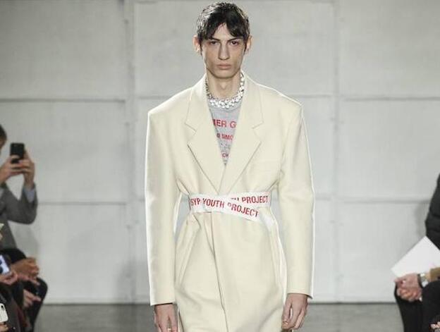 Raf Simons colección otoño invierno 2017