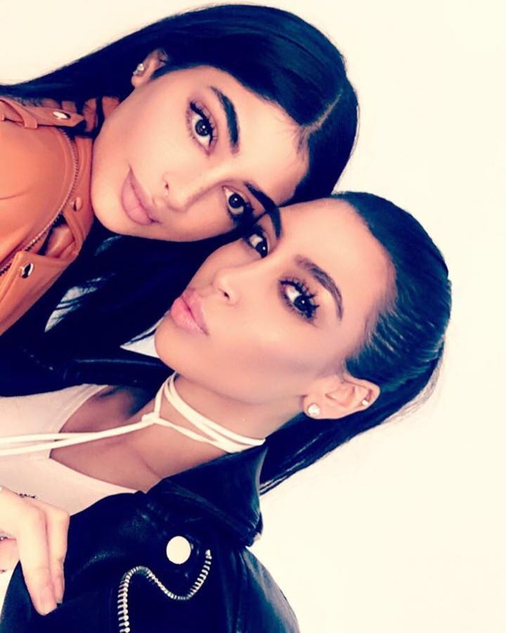 Clones Kim y Kylie 2.0