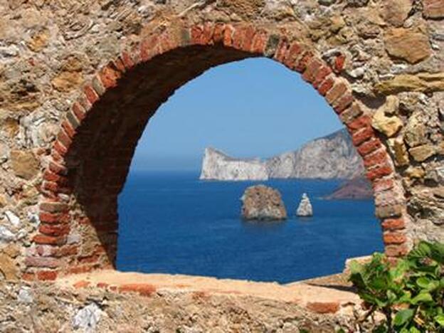 Vistas de la isla de Cerdeña.