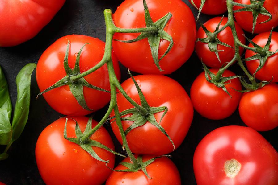 Alimentos contra la retención de líquidos: tomates