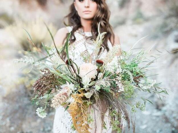 Flores silvestres para tu boda 'rustic chic'/Foto: Zankyou