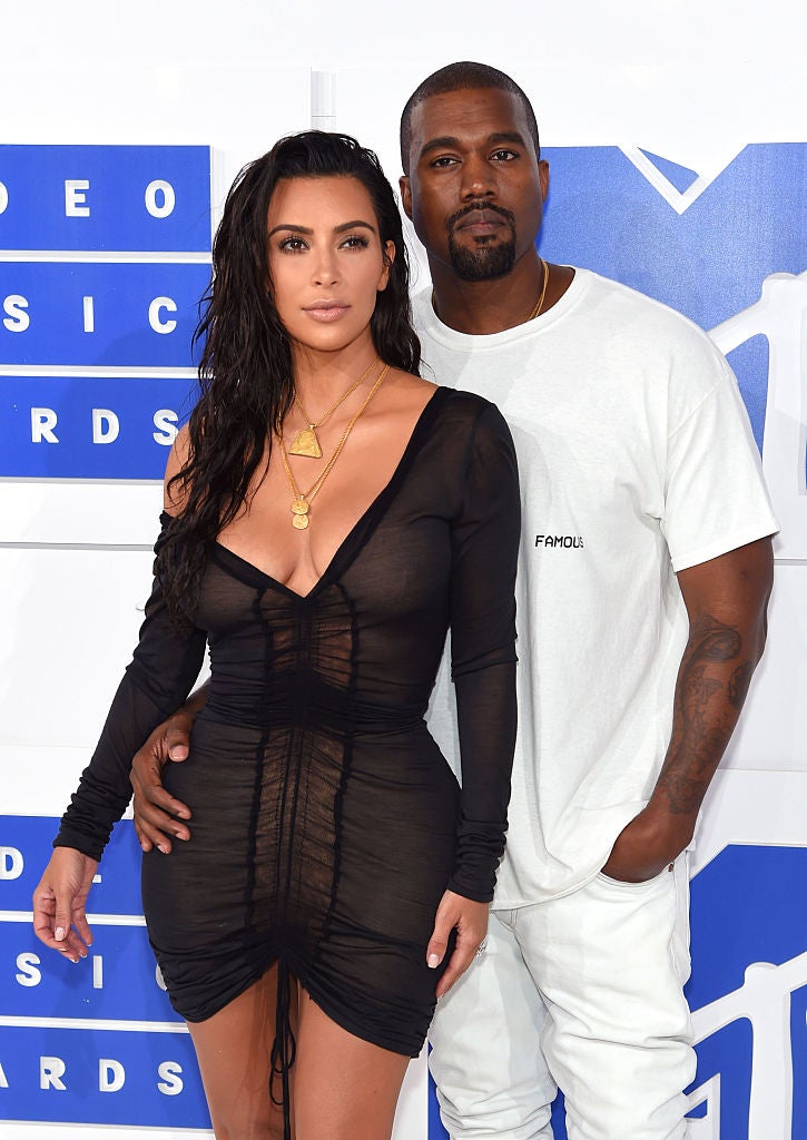 Famosos adictos al sexo: Kanye West junto a su mujer Kim Kardashian