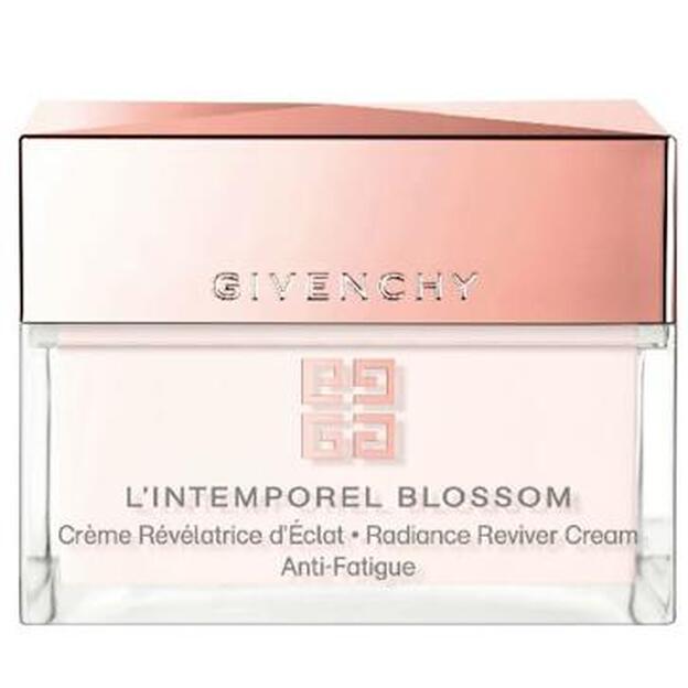 L’Intemporel Blossom Crème Révélatrice D’Éclat de Givenchy (74,50 €).