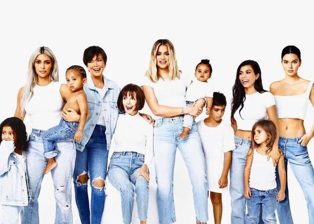 La foto del día de Nochebuena en el calendario navideño de las Kardashian./Instagram