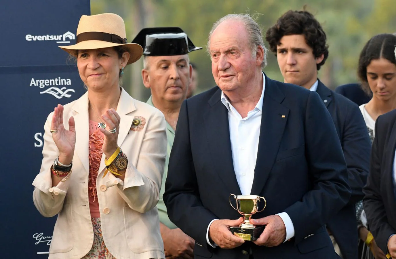 Juan Carlos I: Muy unido a su hija Elena.