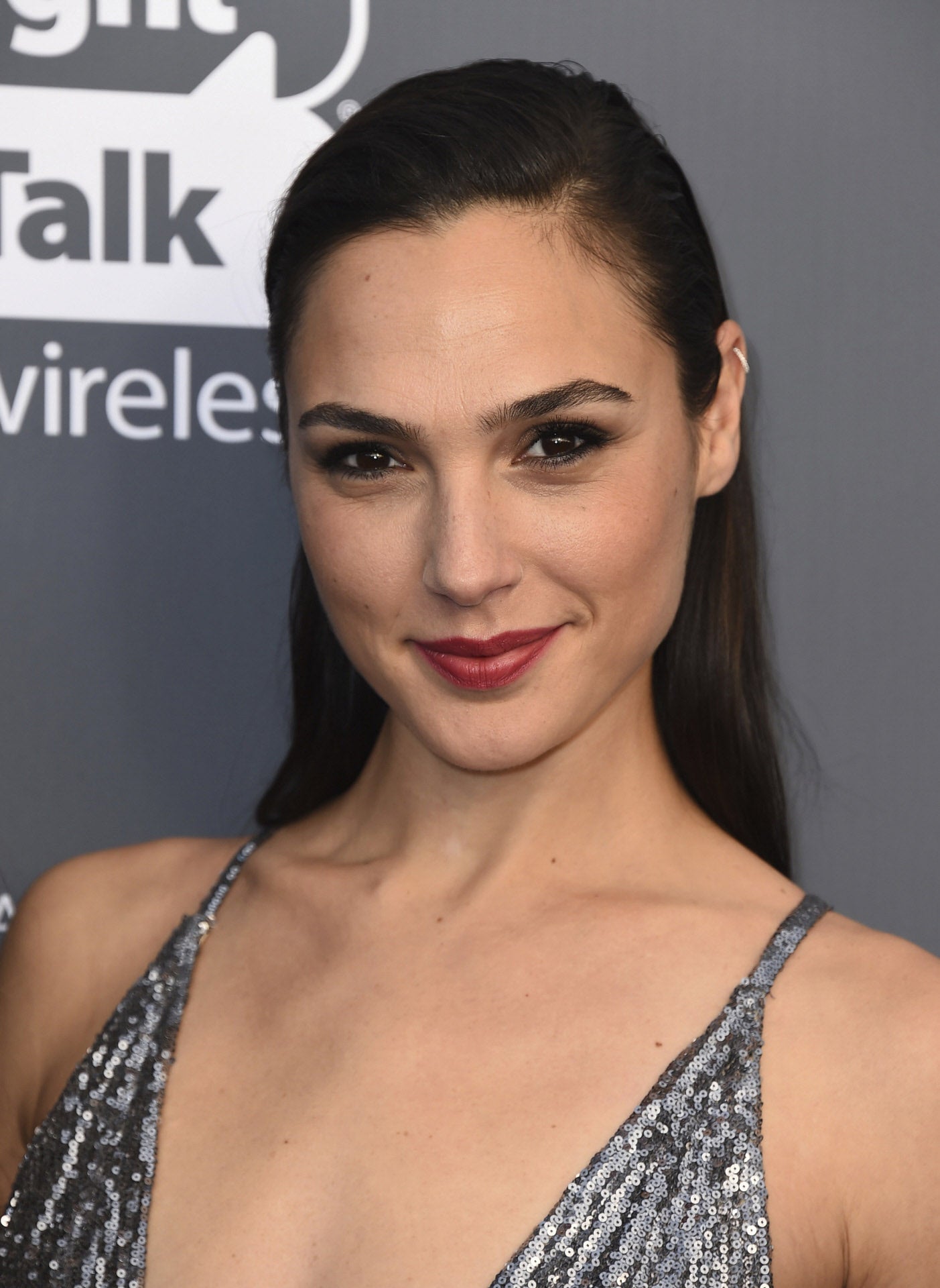 Los mejores peinados de los Critics Choice Awards 2018: Gal Gadot