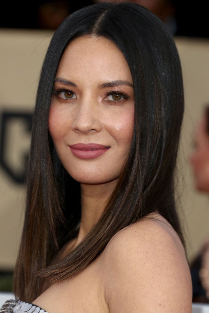 Los mejores peinados y maquillajes de los SAG Awards 2018: Olivia Munn