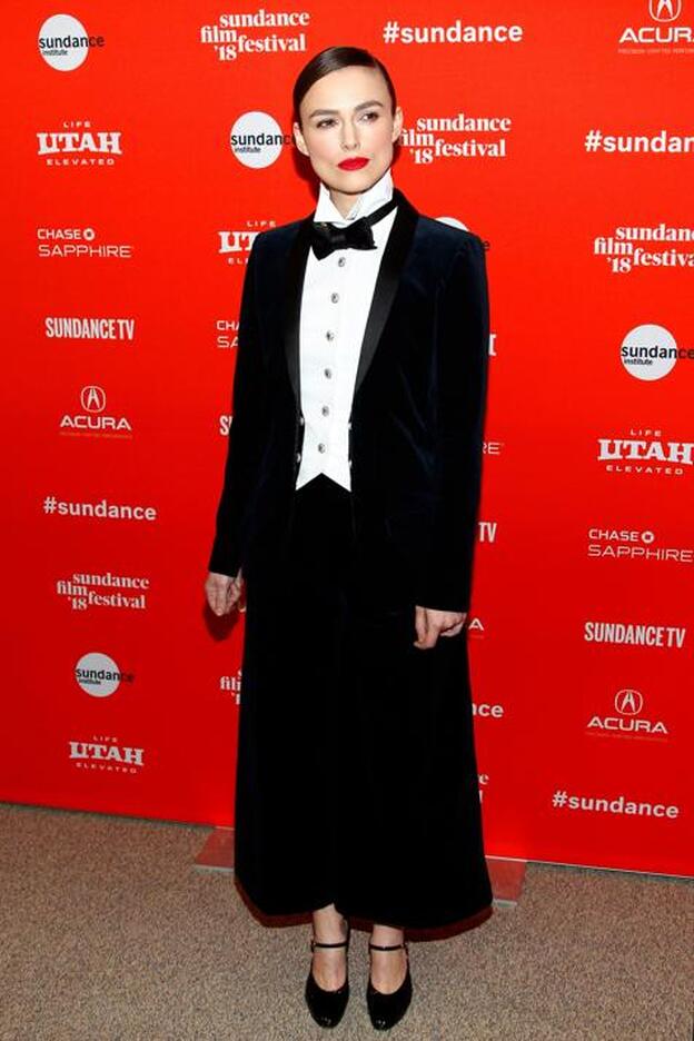 Keira Knightley tiene el vestido negro de Chanel más favorecedor